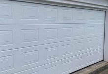 garage-door-shifted-to-one-side-when-opening:-a-common-issue-with-simple-solutions